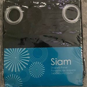 ⭐️ 2 X 30$ PROMO- final sale Black panel curtains new in packaging.